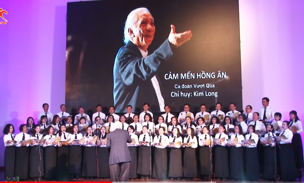 Thánh Ca: Cảm mến Hồng ân