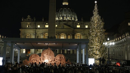 Bầu khí đón Giáng Sinh trên thế giới