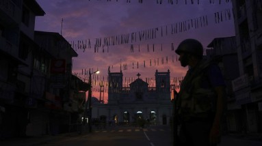 Vành khăn tang với Giáo Hội tại Sri Lanka