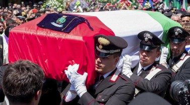 Vatican News thương tiếc một sĩ quan cảnh sát Ý, một tín hữu phi thường giúp đỡ người nghèo