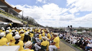 Thánh Lễ tại tượng đài Đức Mẹ, Nữ vương Hòa bình Mauritius