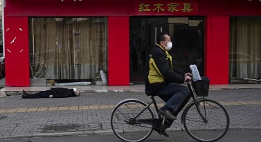 Chứng tá mắt thấy tai nghe về tình trạng bi đát bên trong thành phố Vũ Hán của một linh mục Trung Hoa