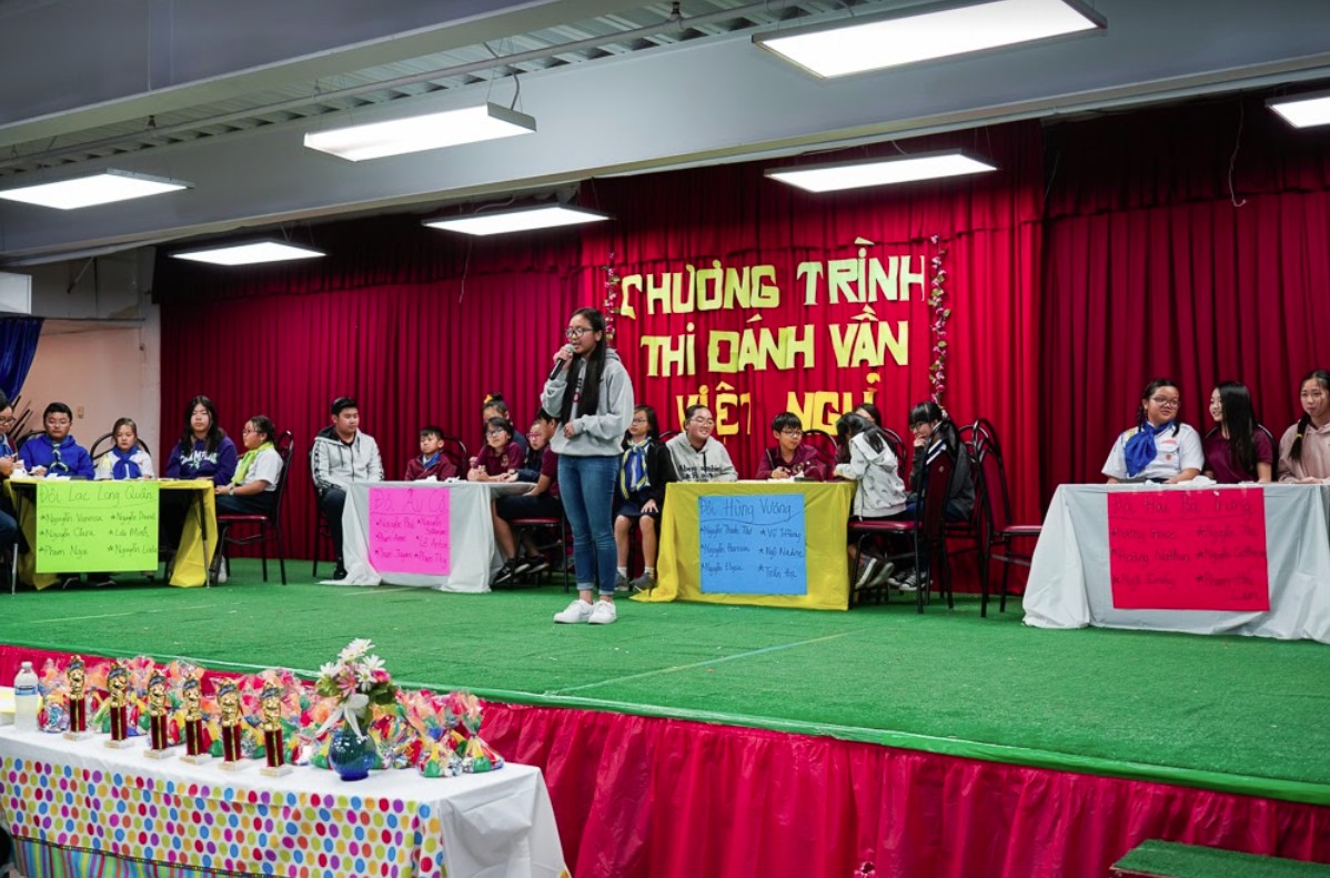 Hình ảnh: Thi đánh vần tiếng Việt