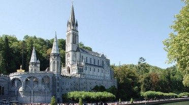 Xin cùng chúng tôi tham dự Hành Hương Hiệp Nhất Với Đền Thánh Đức Mẹ Lộ Đức