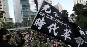 Xiềng xích của luật An Ninh Hương Cảng đe dọa tự do tôn giáo