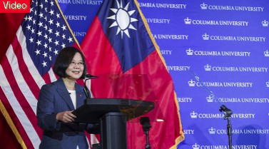 Giáo dân Đức đau buồn vì tượng Ðức Mẹ bị chém đầu. Hầu hết người Đài Loan ái mộ Tổng thống Trump