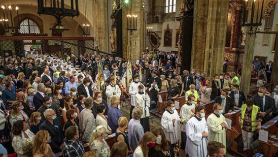 Án Tuyên Thánh cho một vị tử đạo Tiệp cho thấy ngài đã cười khúc khích trước khi chết