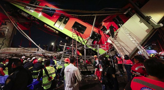 Tai nạn xe điện thảm khốc tại Mexico. Hệ thống y tế của Ấn Độ sụp đổ trước đại dịch quá kinh hoàng