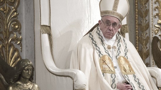 Đức Thánh Cha sắp thoái vị? Đích thân ngài lên tiếng với radio COPE. Y tá vừa cứu mạng ngài là ai?