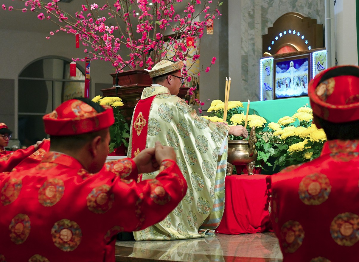 Hình ảnh Thánh Lễ Giao Thừa Năm Quý Mão