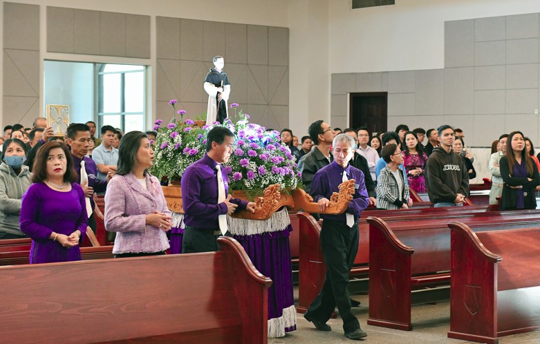 Hình ảnh Thánh Lễ Bổn Mạng Nhóm Anh Em Hèn Mọn 2023